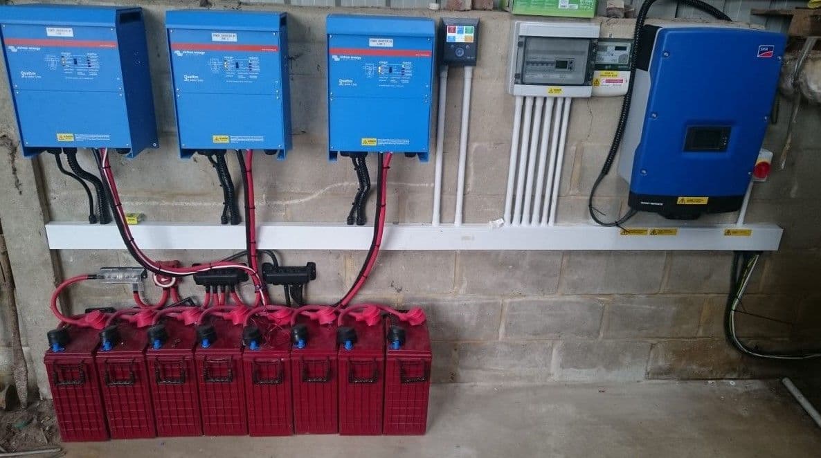 Sistema de baterías para almacenamiento de energía solar fotovoltaica